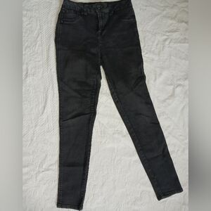 1822 Classic Black Jeans